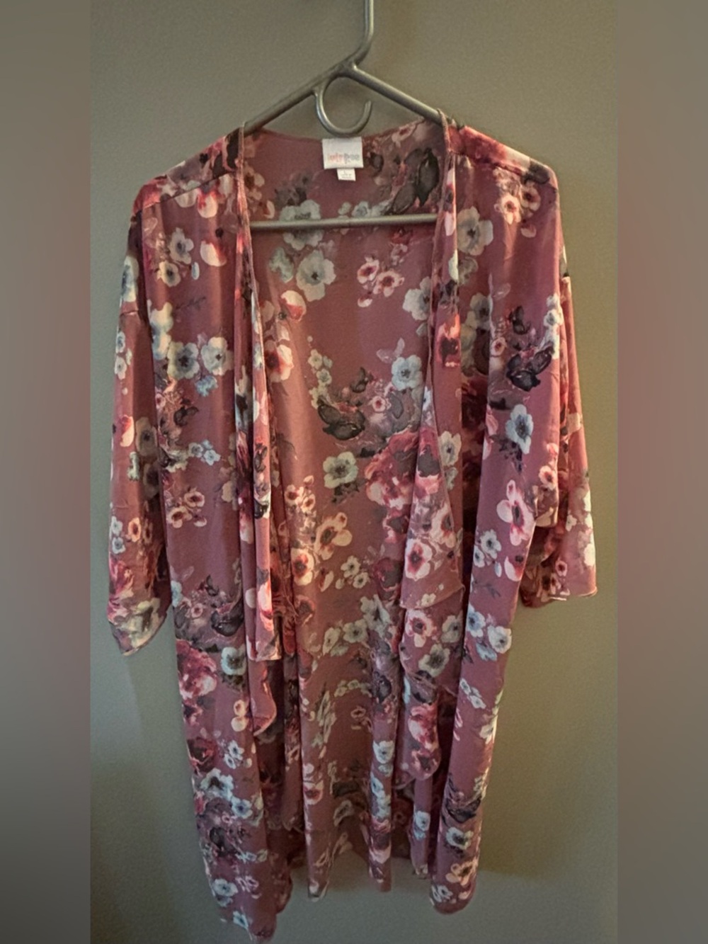 LuLaRoe Women’s Shirley Kimono Pink with Blue and Pink Floral Print Large